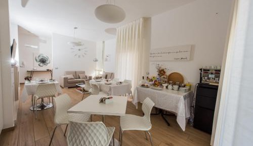 Deluxe Queen Suite
