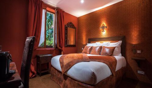 Classic Double Room