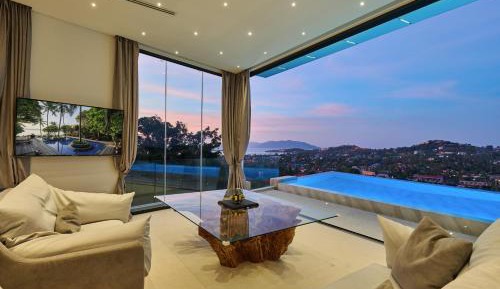 Suite with Private Pool