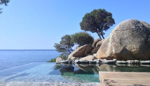 Villa - Beach Front