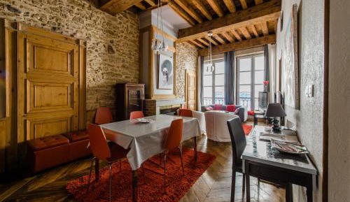Two-Bedroom Apartment with mezzanine