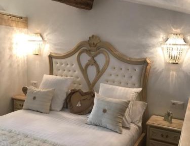 Deluxe Double Room with Bath