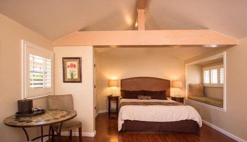 King Room with Spa Bath