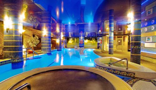 Twin Room with Spa Access