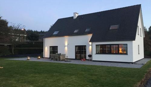 Four-Bedroom Holiday Home