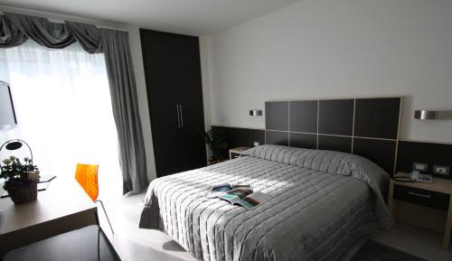 Double or Twin Room with Spa Access