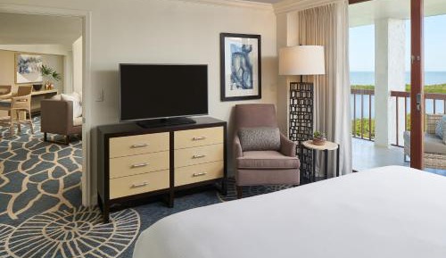 King Suite with Signature Gulf View