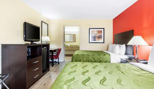 Queen Room with Two Queen Beds - Non-Smoking