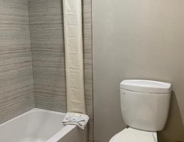 King Room - Non-Smoking
