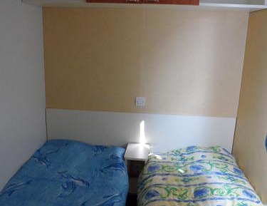 Bungalow (4 Adults + 2 Children) Sunday/Sunday