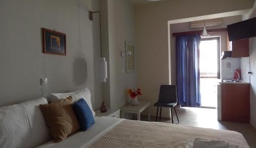 Double or Twin Room with Partial Sea View