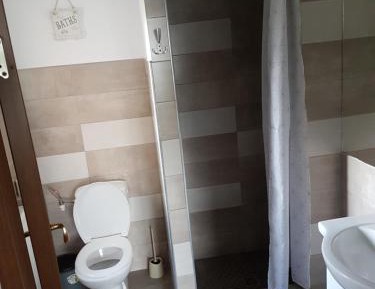 Quadruple Room with Private Bathroom