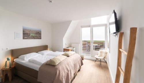 Double Room with Balcony and Sea View
