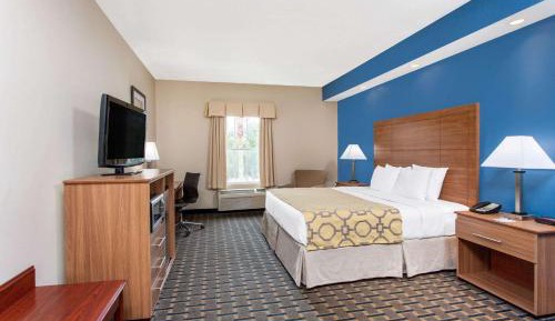 King Room - Disability Access - Non-Smoking