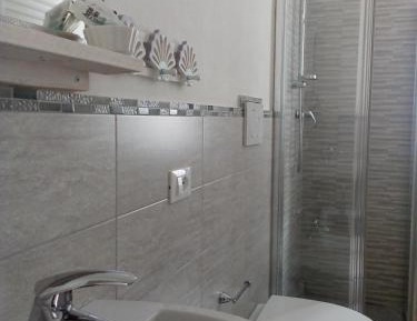 Large Single Room
