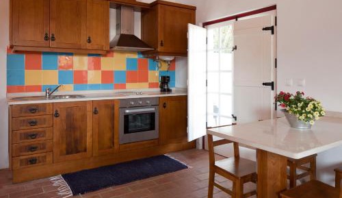 Two-Bedroom House (5 Adults)