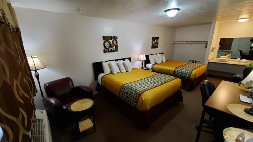 Queen Room with Two Queen Beds