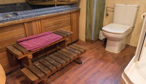 Executive Triple Room with Bath