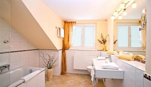 Large Double Room