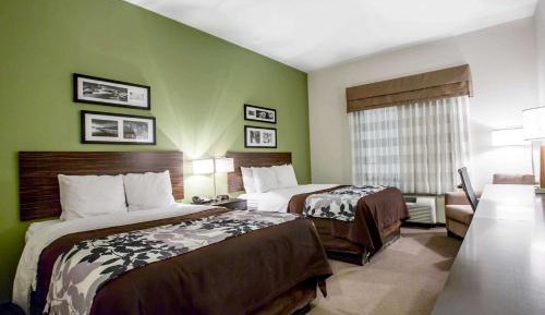 Queen Room with Two Queen Beds - Non-Smoking
