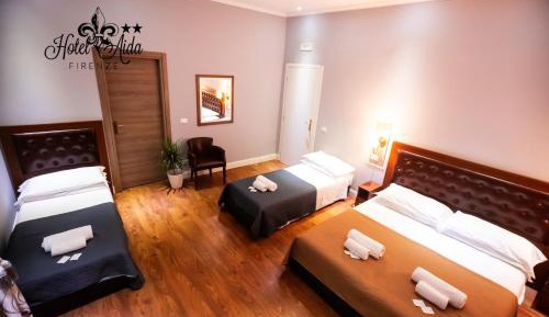 Quadruple Room with Private Bathroom