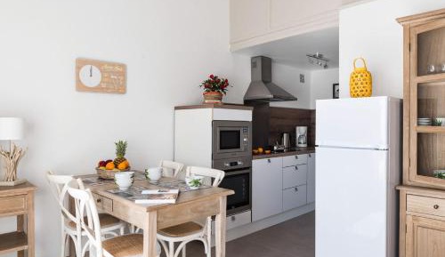 Comfort Apartment with Balcony