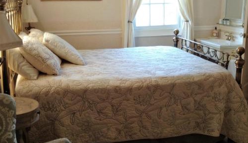 Abby Wright Cream Room