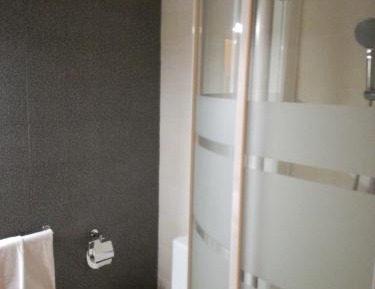 Twin Room with Private Bathroom - Ground Floor