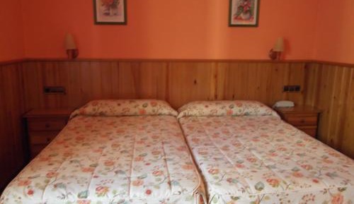 Twin Room with Mountain View