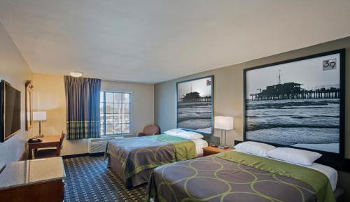 Queen Room with Two Queen Beds - Disability Access/Non-Smoking