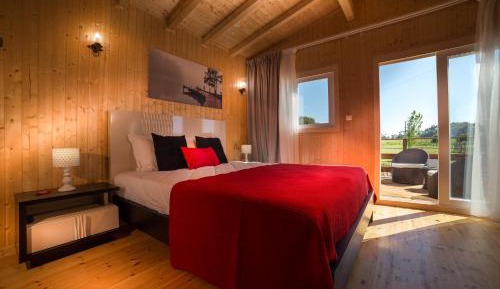 One-Bedroom Bungalow