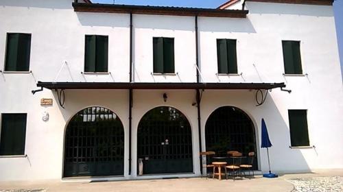 Two-Bedroom House - Split Level