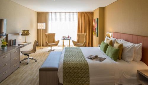 Deluxe King Room