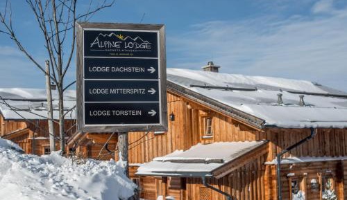 Chalet (10 Adults)