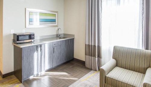 Superior Suite - Non-Smoking