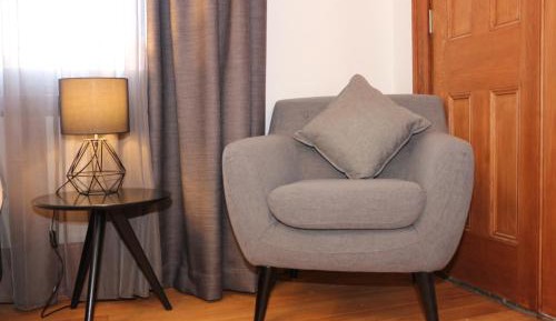 Queen Room with Shared Bathroom