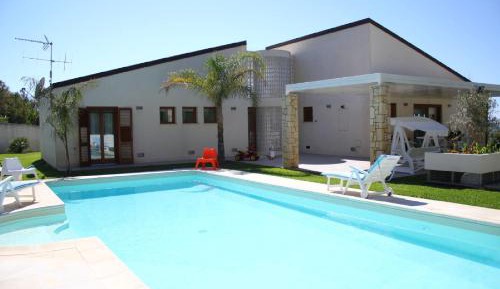Deluxe Villa