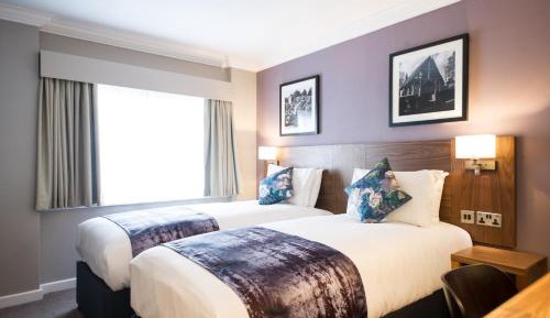Standard Twin Room