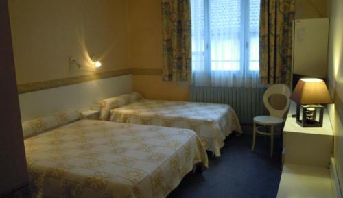 Triple Room with Private Bathroom