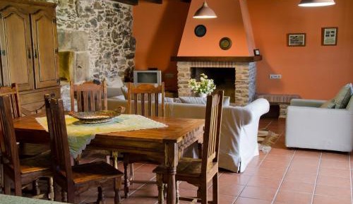 Three-Bedroom Apartment (6 Adults)