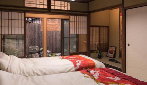 Japanese-Style Quadruple Room with Garden View