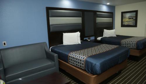 Queen Room with Two Queen Beds