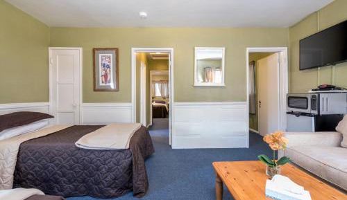 Three-Bedroom Cottage