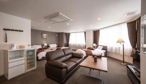 Deluxe Room 501