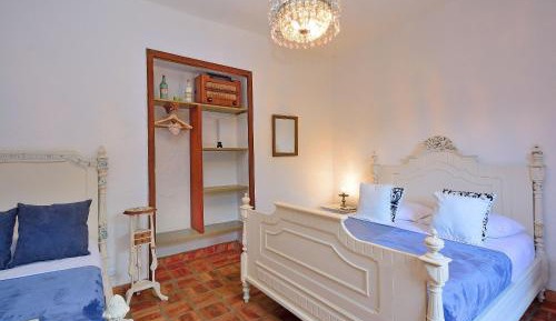 Basic Triple Room