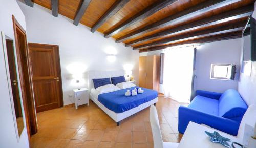 Superior Triple Room with Sea View