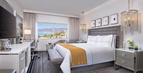 Premier King Room with Ocean View