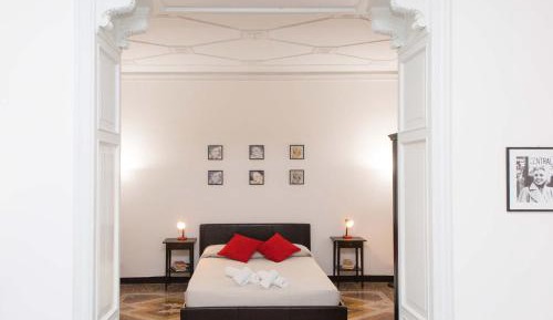 Deluxe Room with Private External Bathroom