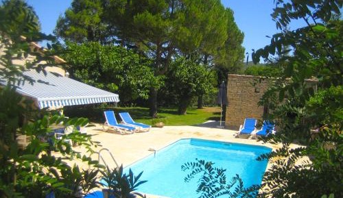 Three-Bedroom Holiday Home 