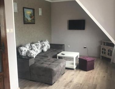 One-Bedroom Apartment (4 Adults)